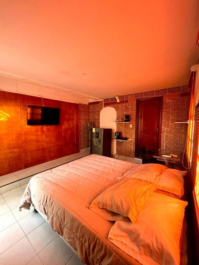 Habitacion Con Entrada Independiente Cerca Al Centro Historico Cartagena Exterior photo