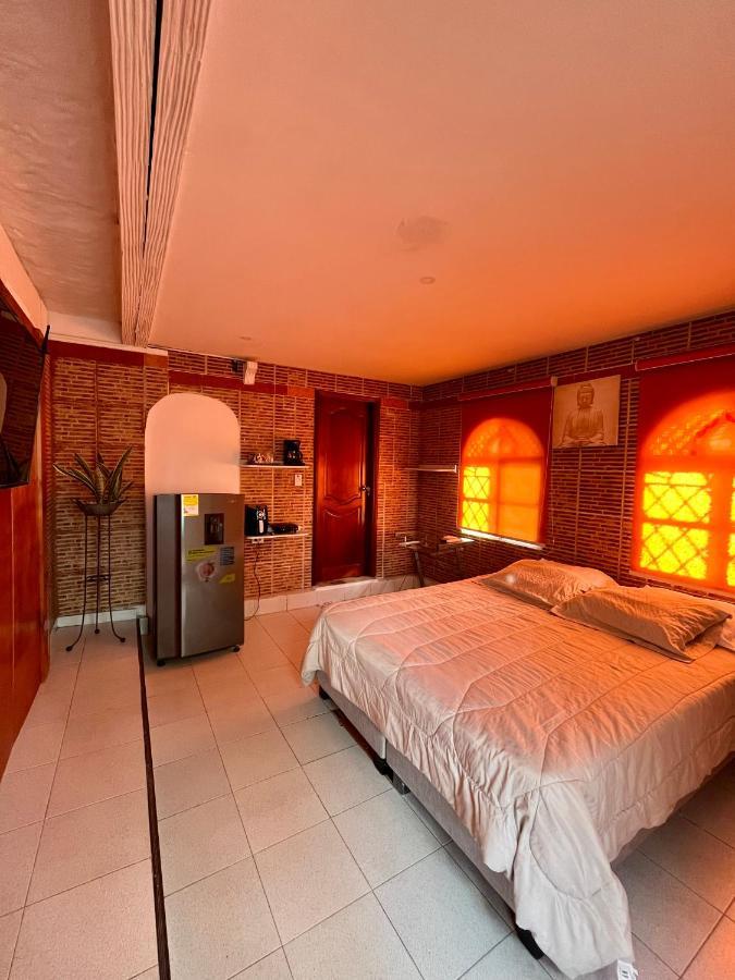 Habitacion Con Entrada Independiente Cerca Al Centro Historico Cartagena Exterior photo
